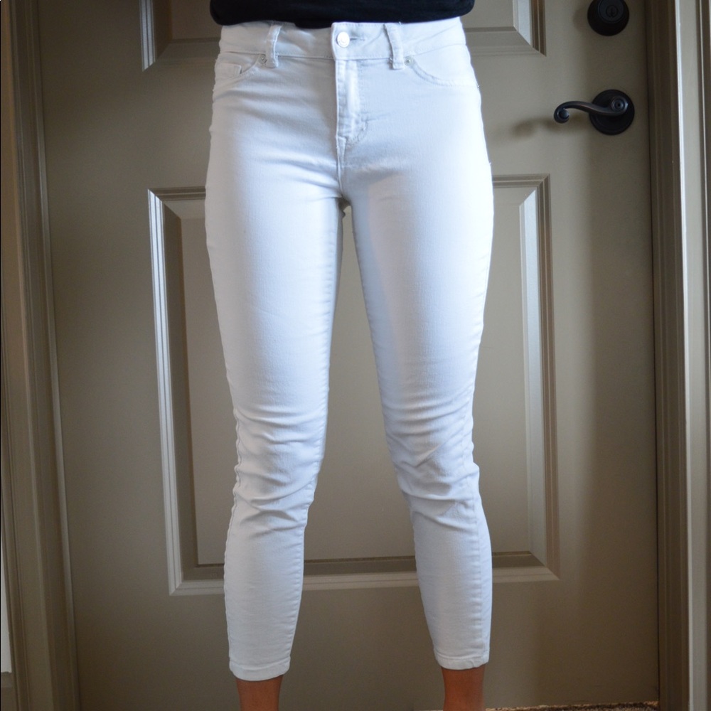 White jean pants